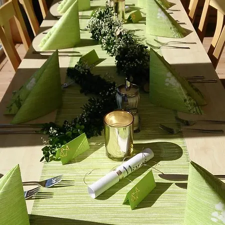 Berghaus Knopfmacher Hotel *